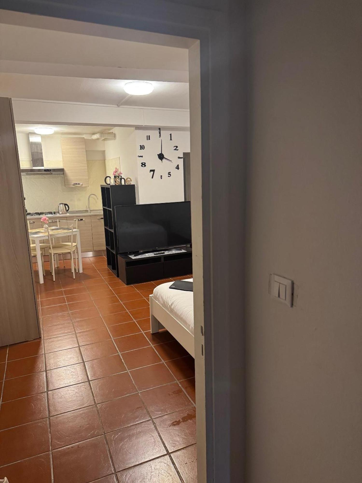 Mama'S House Apartment Болоня Екстериор снимка
